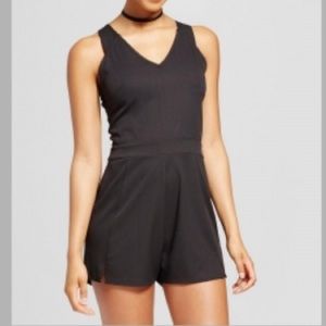 New! Adorable black v-neck romper size small